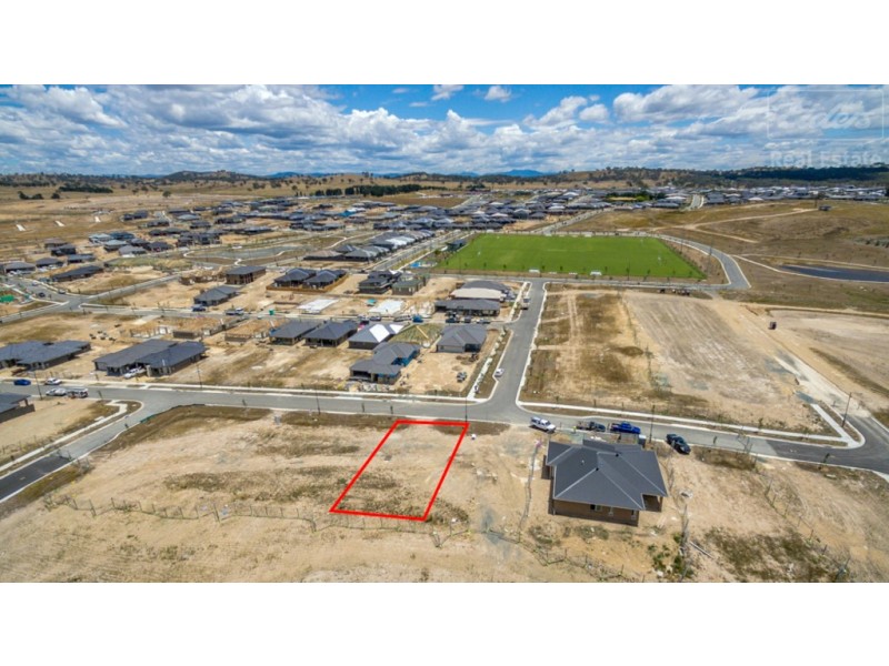 20 McLean Street, Googong NSW 2620