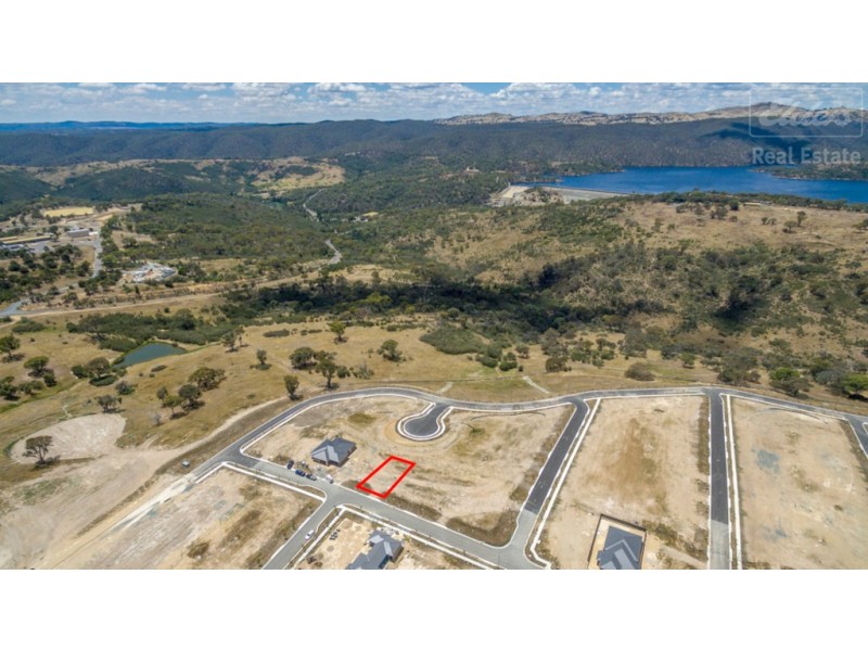 20 McLean Street, Googong NSW 2620