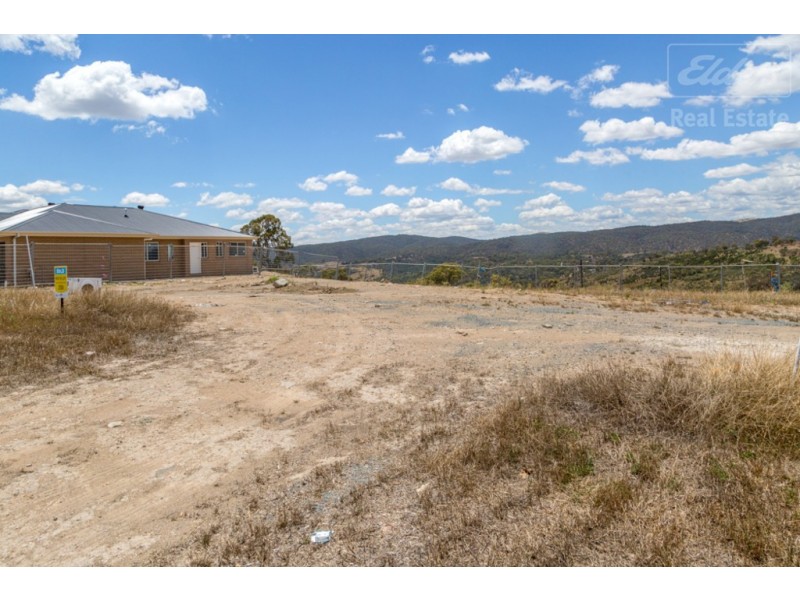 20 McLean Street, Googong NSW 2620