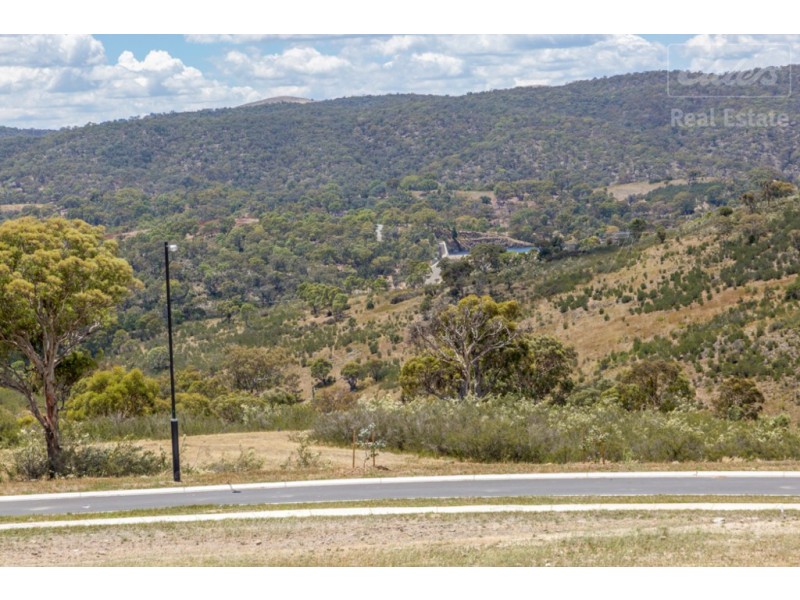 20 McLean Street, Googong NSW 2620