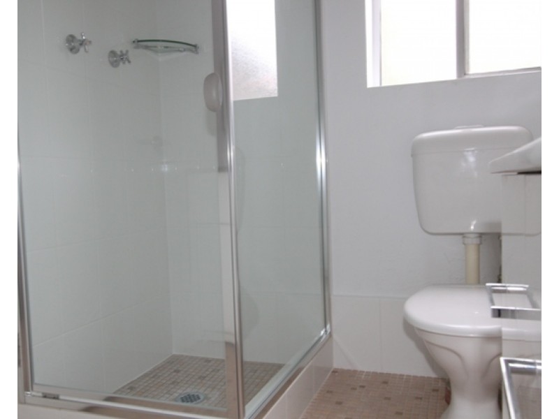 17/124 Henderson Road, Queanbeyan NSW 2620