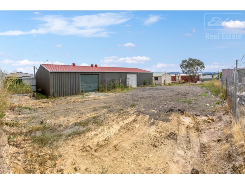 3 Cooper Place, Queanbeyan East NSW 2620