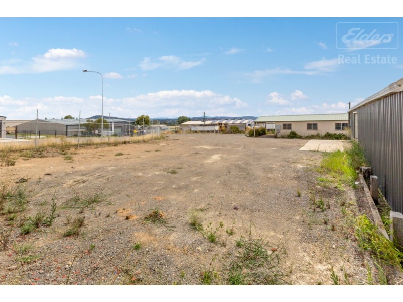 3 Cooper Place, Queanbeyan East NSW 2620