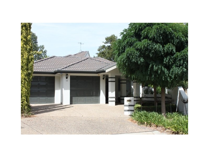 10 Waterview Gardens, Jerrabomberra NSW 2619