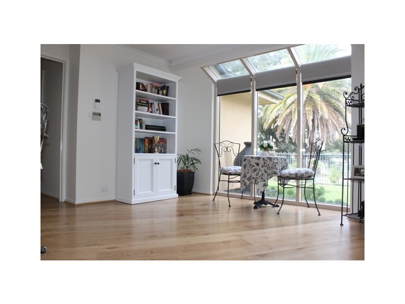 10 Waterview Gardens, Jerrabomberra NSW 2619