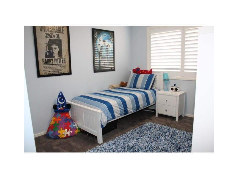 10 Waterview Gardens, Jerrabomberra NSW 2619