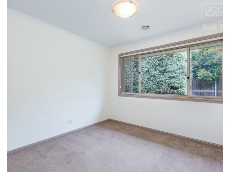 35 Bluestone Gardens, Jerrabomberra NSW 2619