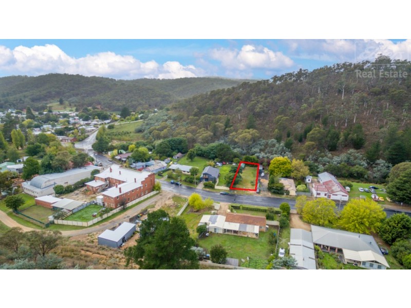 58 Foxlow Street, Captains Flat NSW 2623