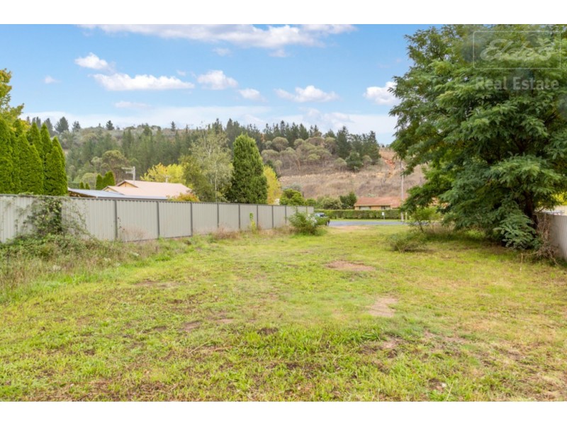 58 Foxlow Street, Captains Flat NSW 2623