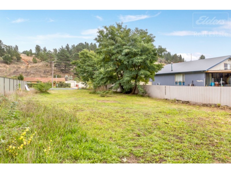 58 Foxlow Street, Captains Flat NSW 2623