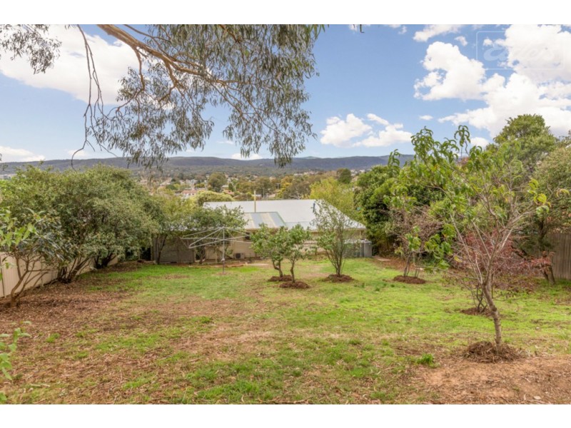 50 Brereton Street, Queanbeyan West NSW 2620