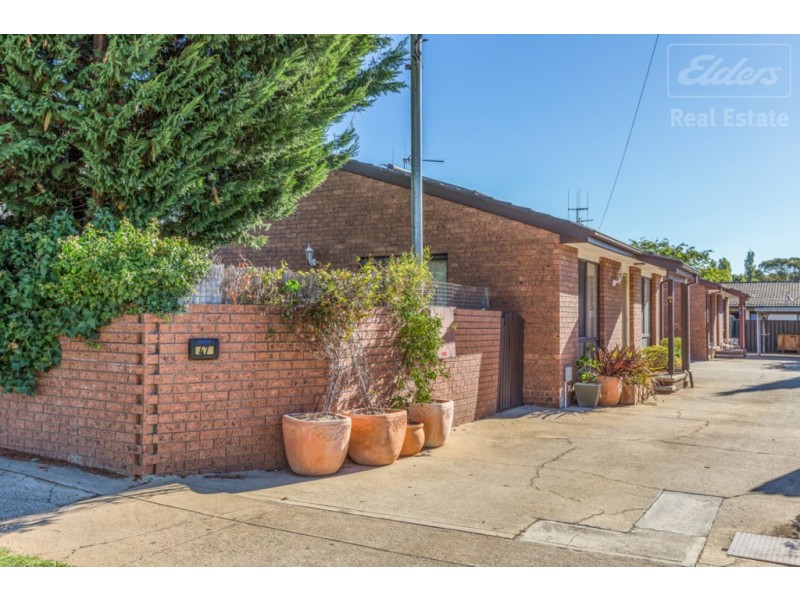 2/47 Donald Road, Queanbeyan NSW 2620