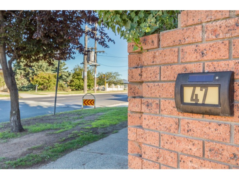 2/47 Donald Road, Queanbeyan NSW 2620