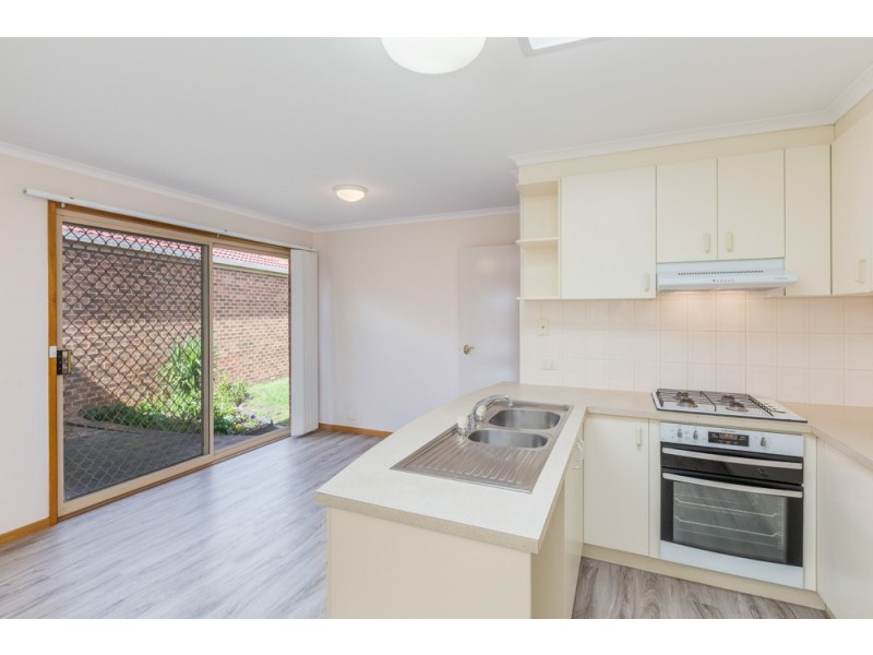 7/3 Winchester Place, Queanbeyan West NSW 2620