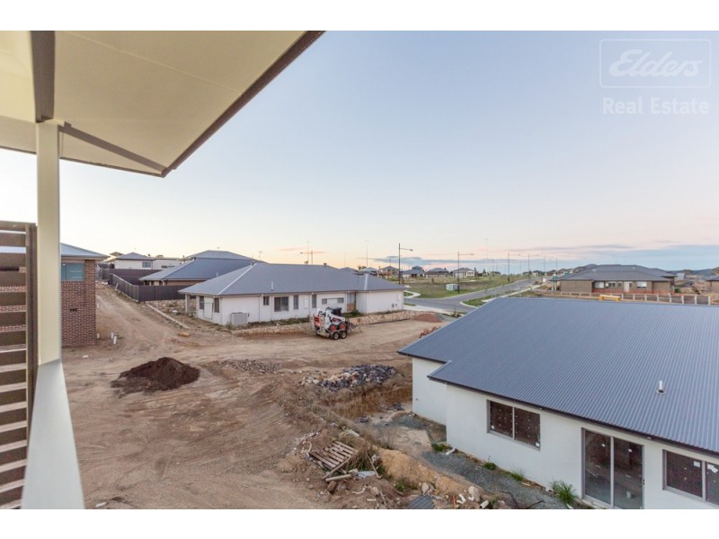 17 Tyrrell Street, Googong NSW 2620