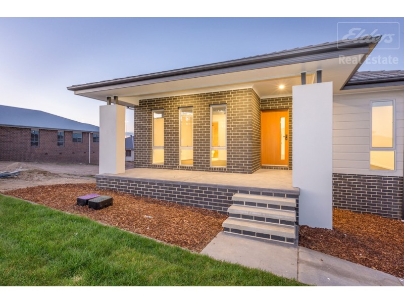 17 Tyrrell Street, Googong NSW 2620