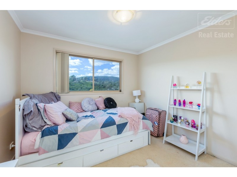 1/6 Doeberl Place, Karabar NSW 2620