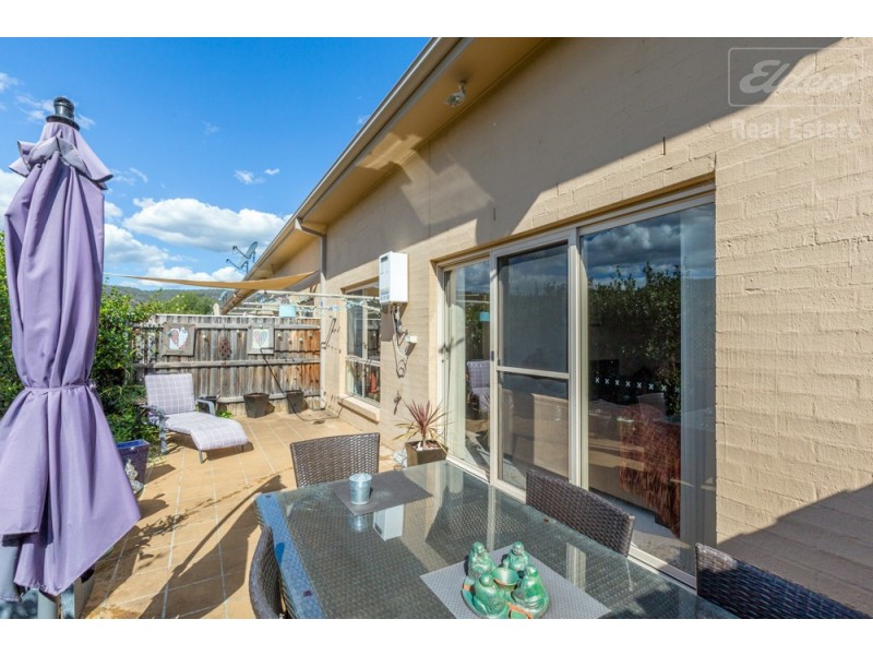 1/6 Doeberl Place, Karabar NSW 2620