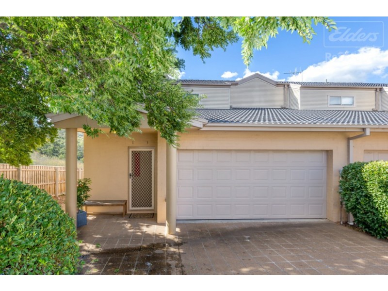 1/6 Doeberl Place, Karabar NSW 2620