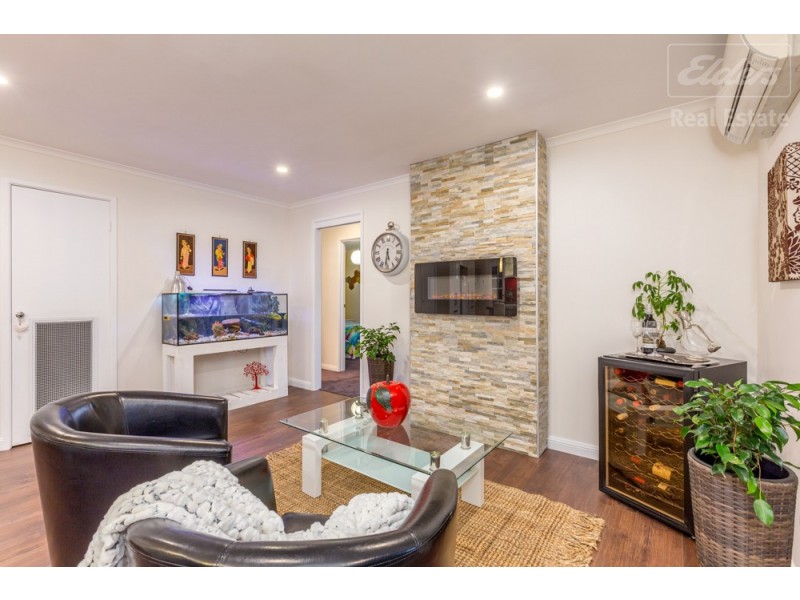 4 Hunter Close, Jerrabomberra NSW 2619