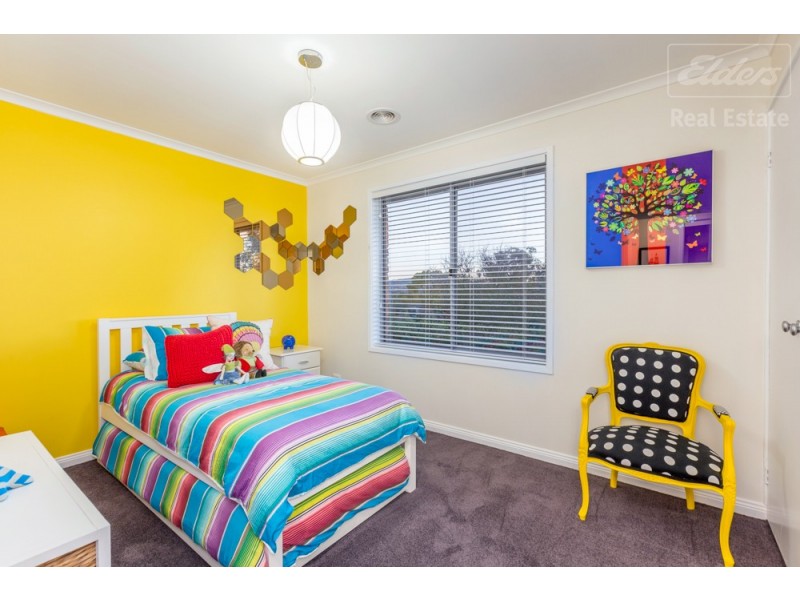 4 Hunter Close, Jerrabomberra NSW 2619