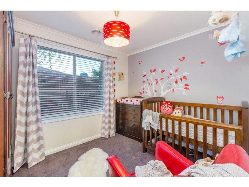 4 Hunter Close, Jerrabomberra NSW 2619