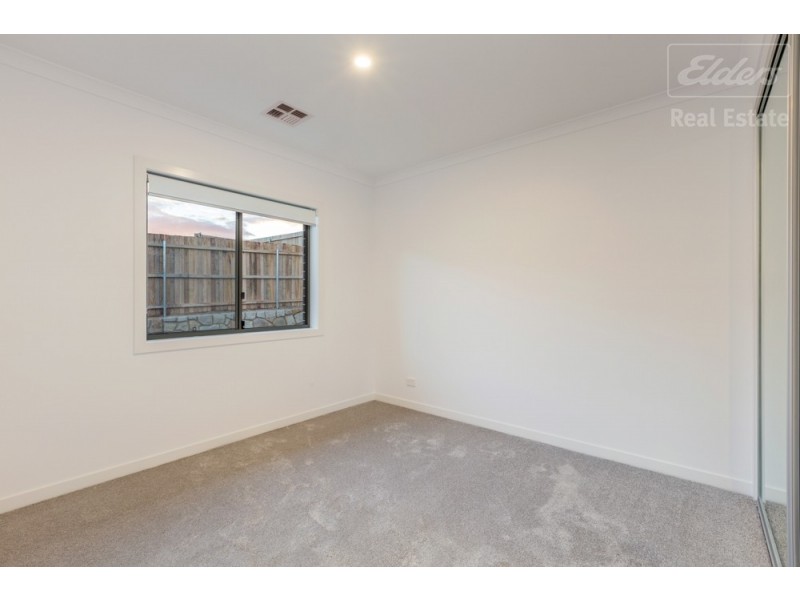 17 Keyte Street, Googong NSW 2620