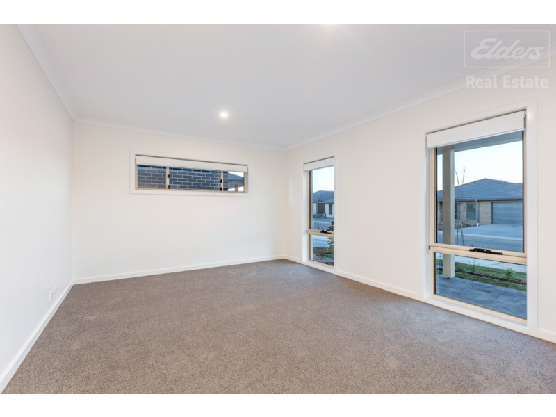 9 Keyte Street, Googong NSW 2620