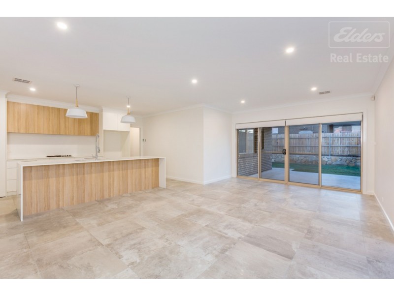 9 Keyte Street, Googong NSW 2620