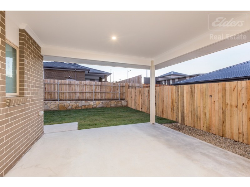 9 Keyte Street, Googong NSW 2620