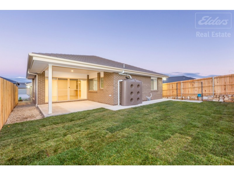9 Keyte Street, Googong NSW 2620