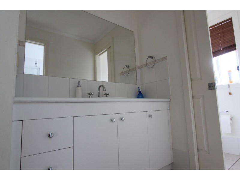 45 Firethorn Place, Jerrabomberra NSW 2619