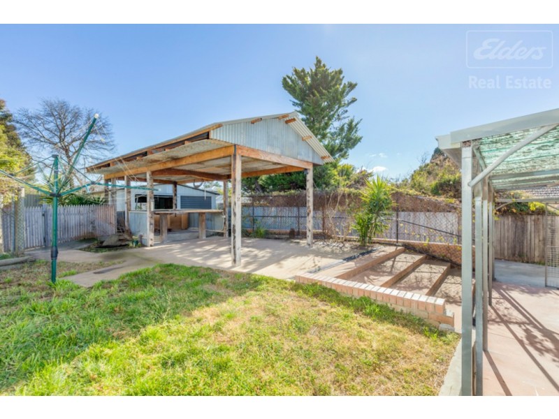 15 McIntosh Street, Queanbeyan NSW 2620