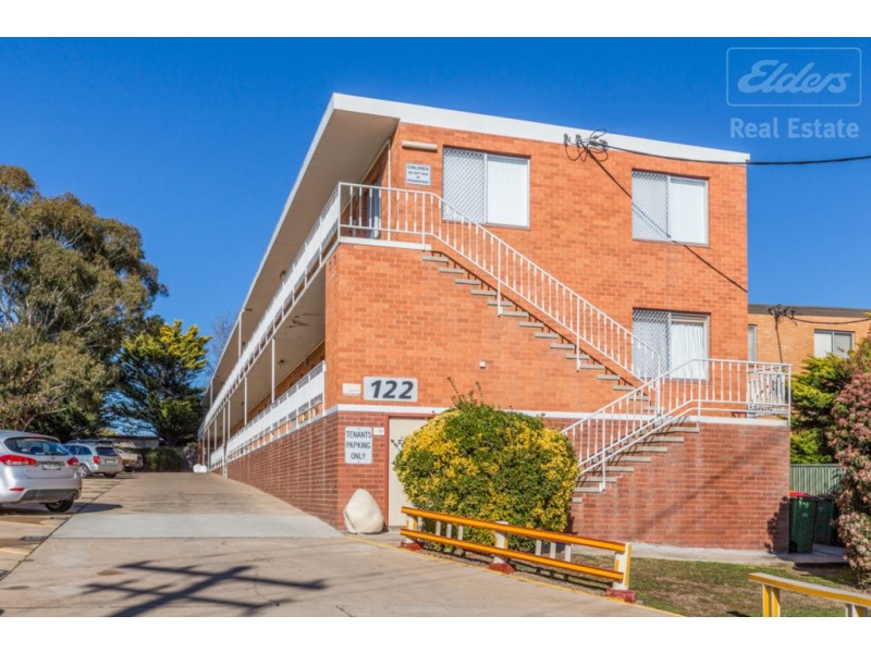 3/122 Henderson Road, Crestwood NSW 2620