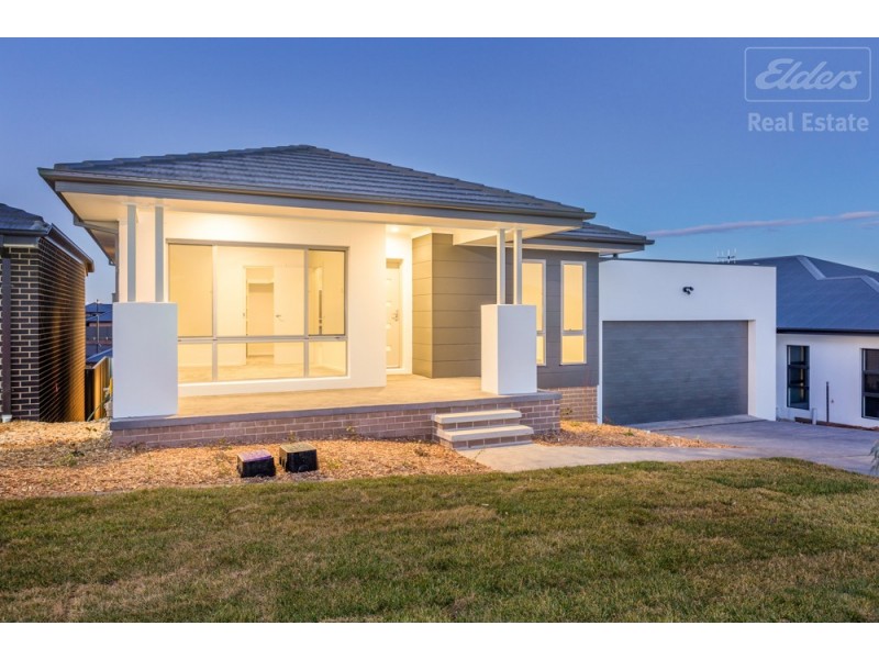 19 Tyrrell Street, Googong NSW 2620