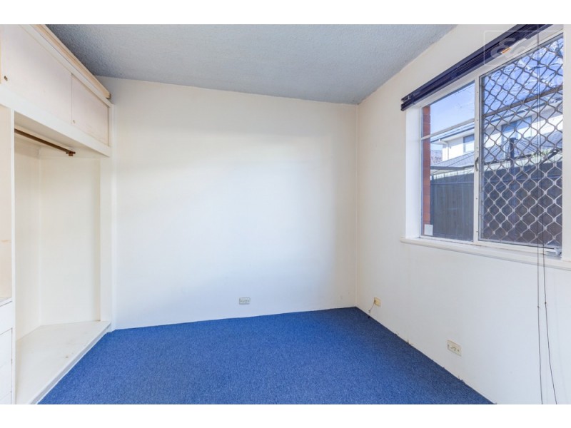 27/22 Mowatt Street, Queanbeyan East NSW 2620