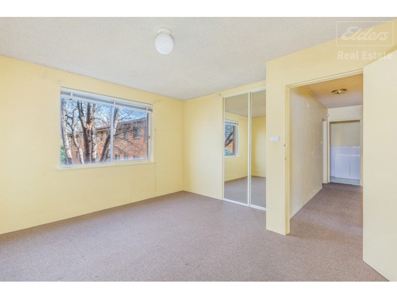 8/15 Crest Road, Crestwood NSW 2620