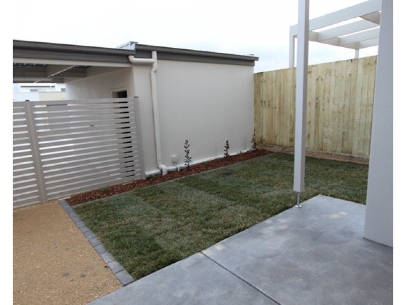 78 Caragh Avenue, Googong NSW 2620