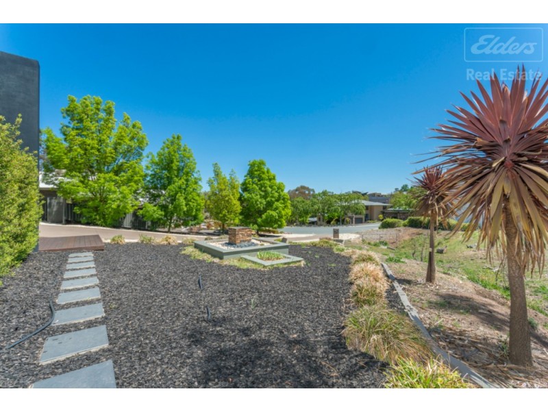 7 Barrigan Place, Jerrabomberra NSW 2619