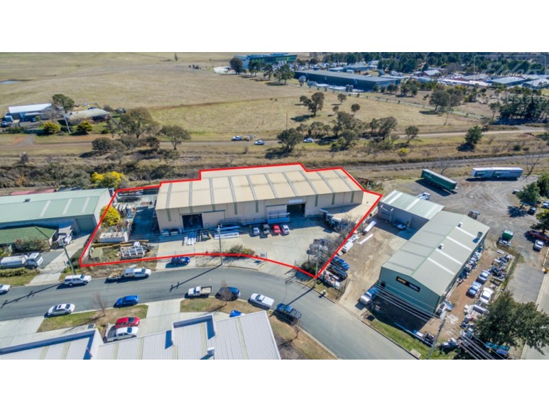 72-74 Bayldon Road, Queanbeyan West NSW 2620