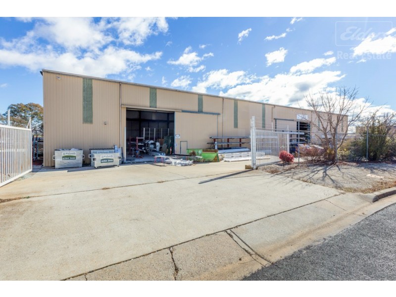 72-74 Bayldon Road, Queanbeyan West NSW 2620