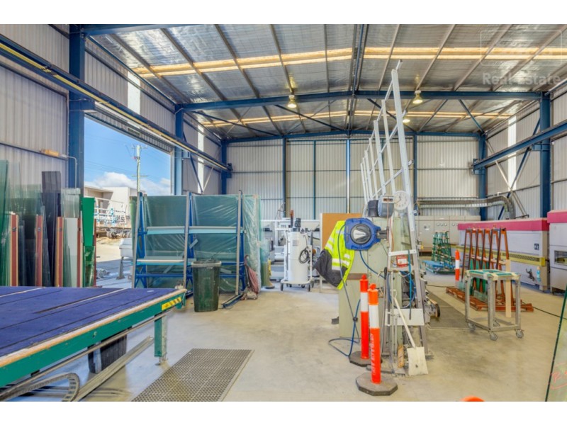 72-74 Bayldon Road, Queanbeyan West NSW 2620