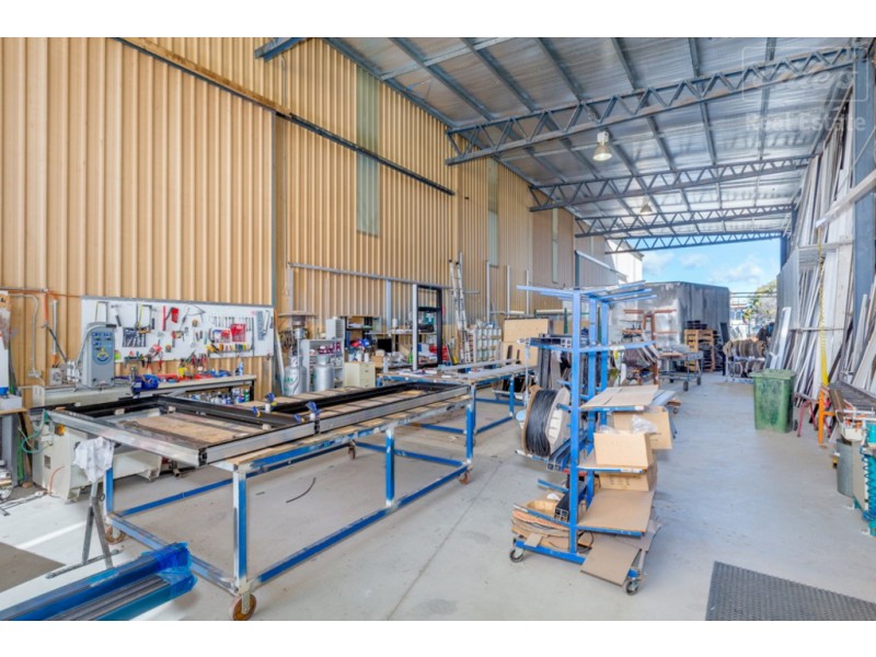 72-74 Bayldon Road, Queanbeyan West NSW 2620