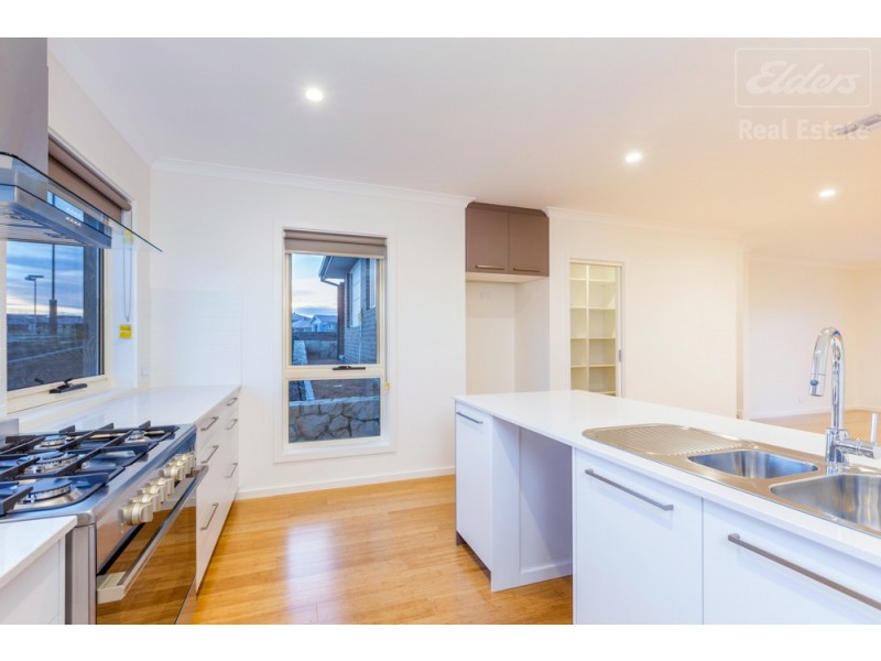 1 Studdy Road, Googong NSW 2620