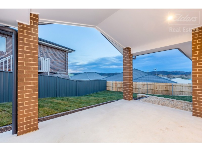 1 Studdy Road, Googong NSW 2620