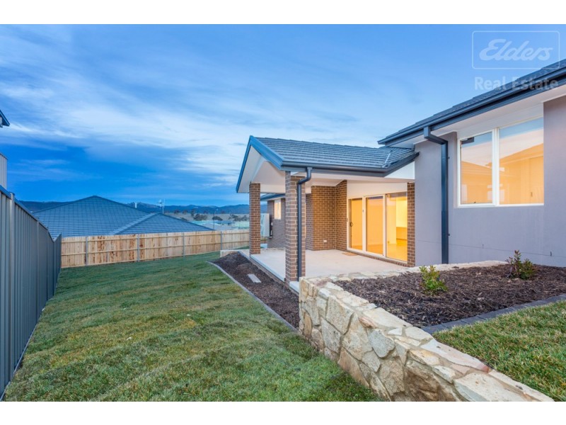 1 Studdy Road, Googong NSW 2620