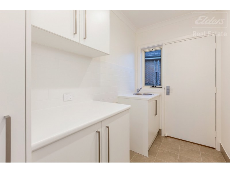 1 Studdy Road, Googong NSW 2620