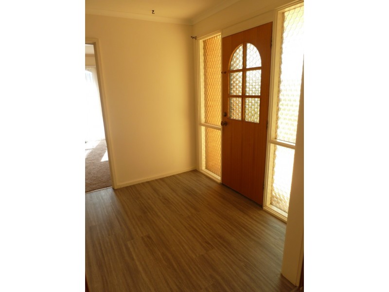 8 Begonia Place, Crestwood NSW 2620