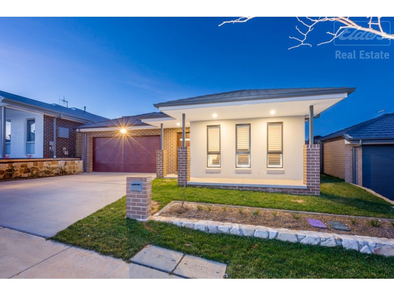 17 Daniel Street, Googong NSW 2620