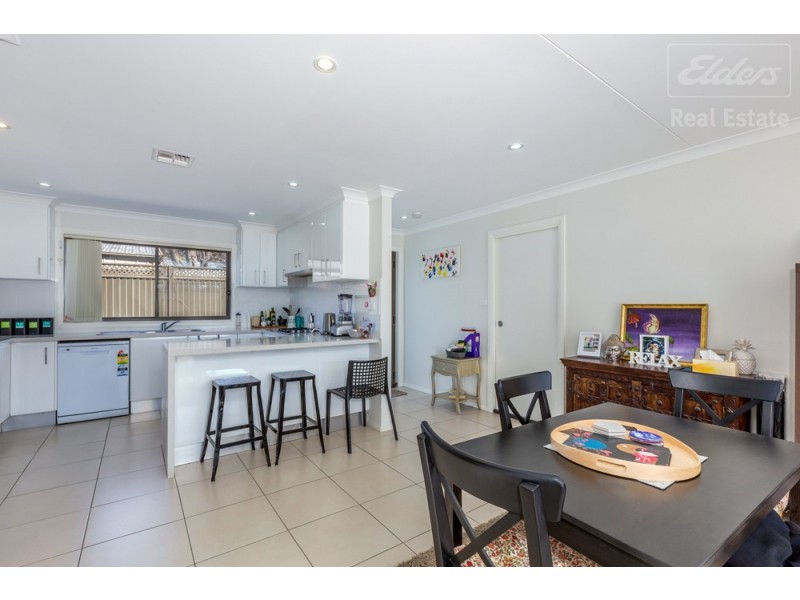 3/27 Donald Road, Queanbeyan NSW 2620